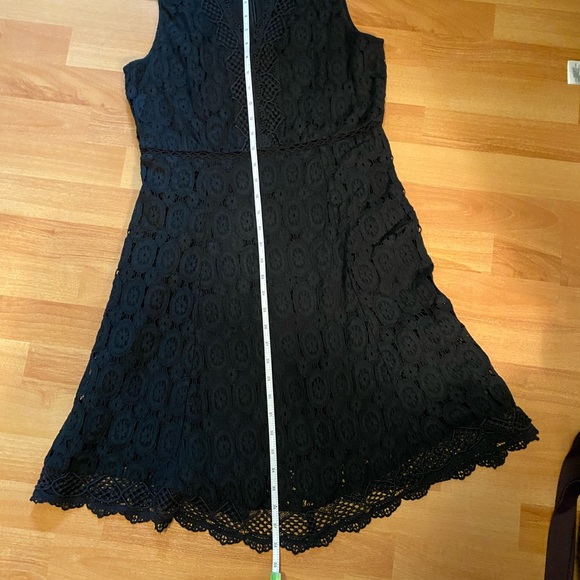 LOFT black lace dress - Picture 7 of 7